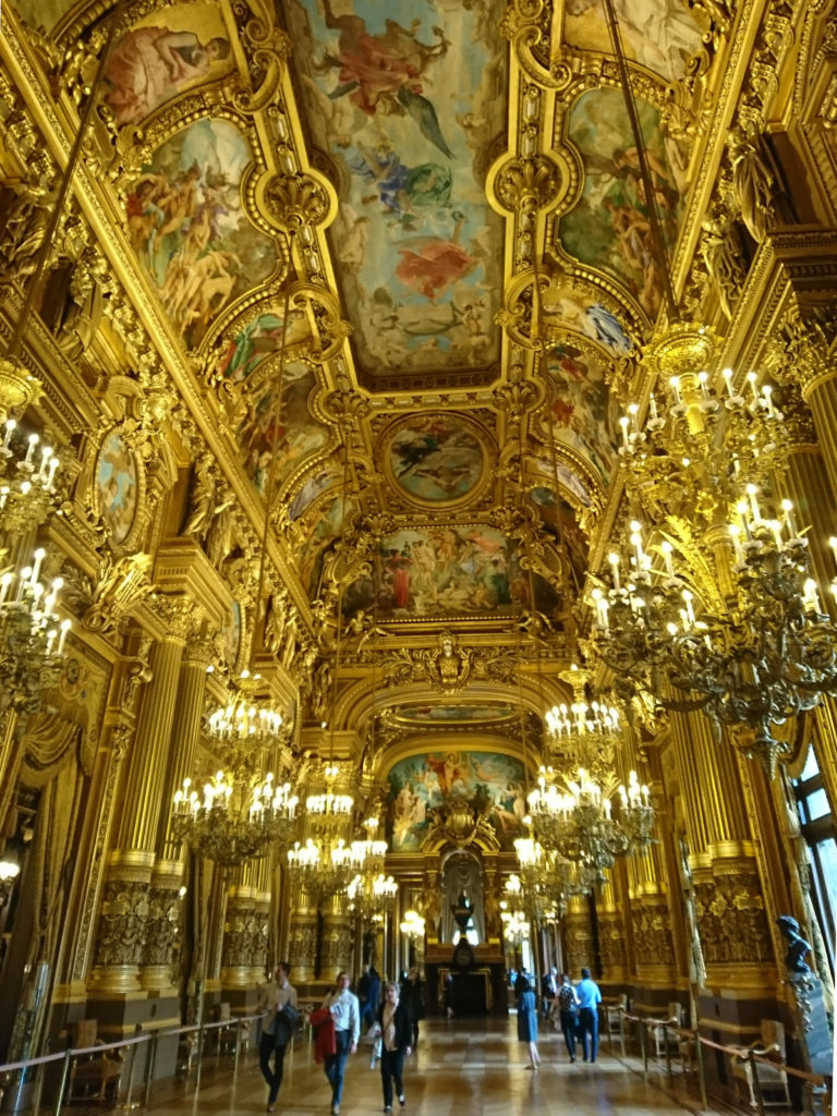 バレエの殿堂　パリ・オペラ座のギャラリ－