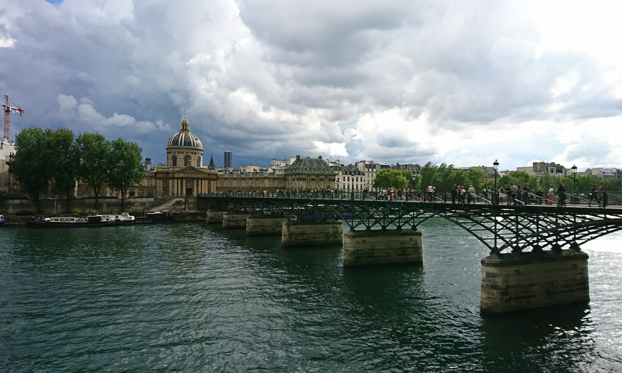 pont-des-arts-5月